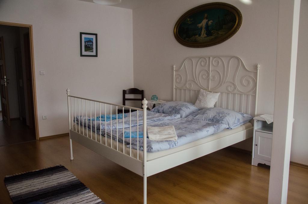 Penzion Pod Hurkou Hradecna Kültér fotó